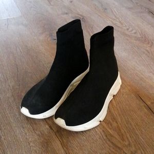 Steve Madden Bitten Sock Sneakers